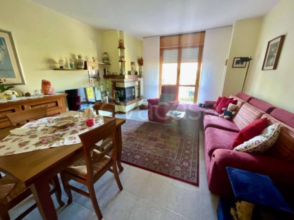 appartamento in vendita a Desenzano del Garda