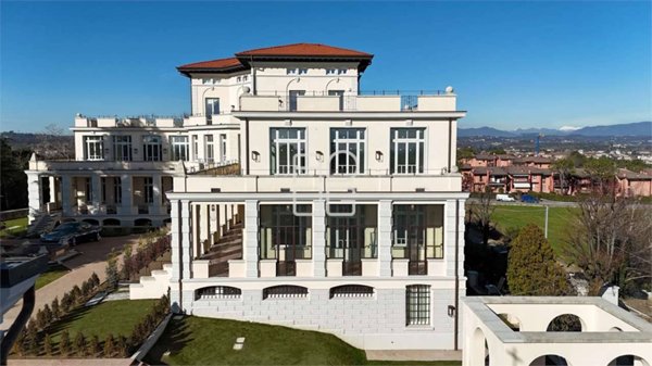 appartamento in vendita a Desenzano del Garda