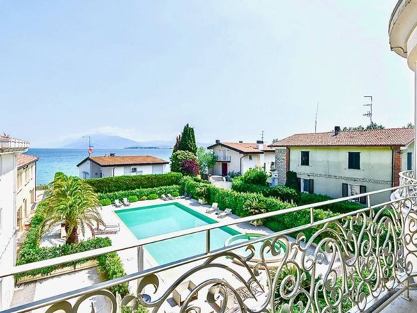 appartamento in vendita a Desenzano del Garda