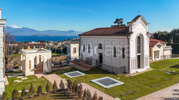 casa indipendente in vendita a Desenzano del Garda