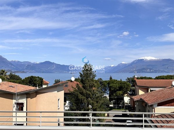 appartamento in vendita a Desenzano del Garda