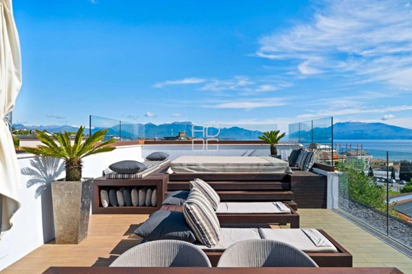 appartamento in vendita a Desenzano del Garda