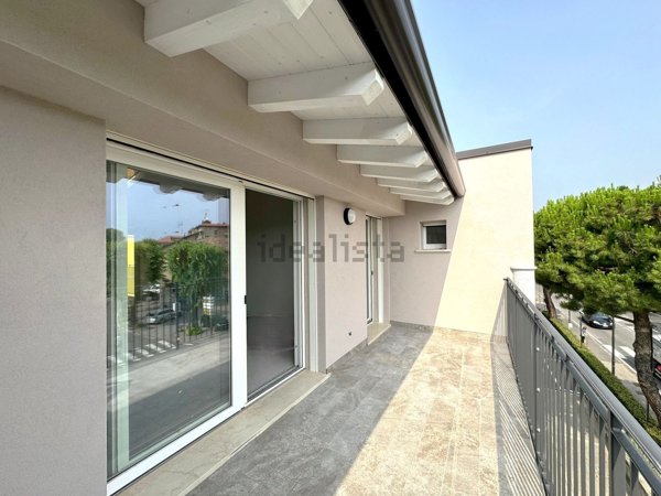 appartamento in vendita a Desenzano del Garda