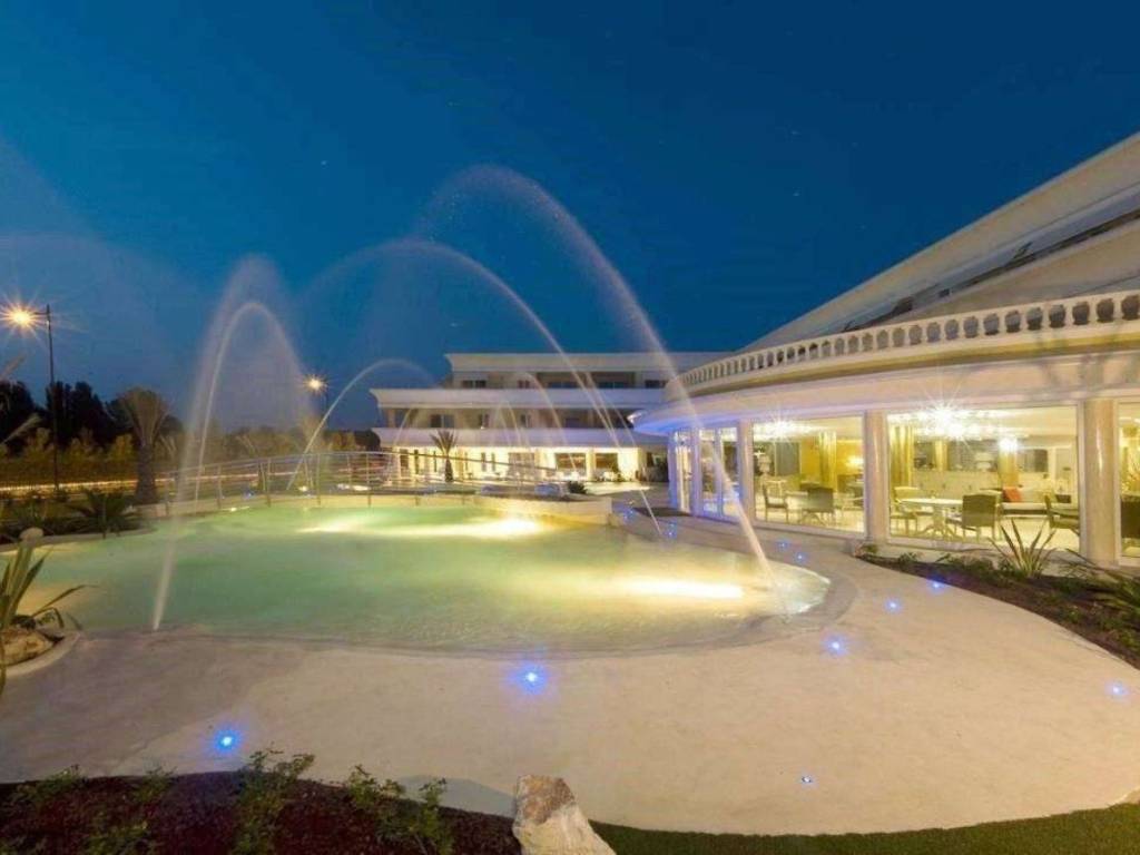 appartamento in vendita a Desenzano del Garda in zona Rivoltella