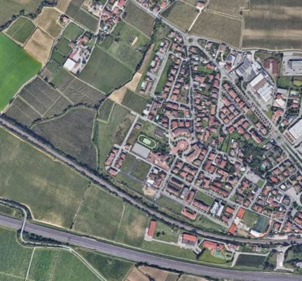 terreno edificabile in vendita a Desenzano del Garda