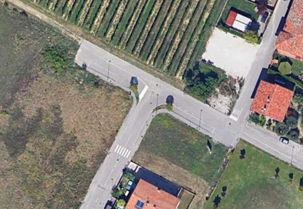 terreno edificabile in vendita a Desenzano del Garda