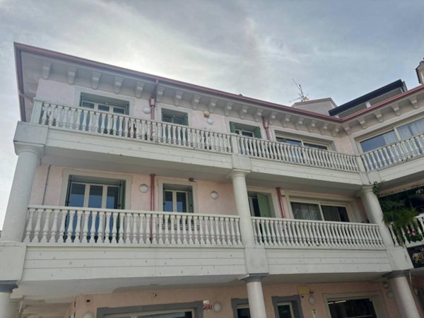appartamento in vendita a Desenzano del Garda