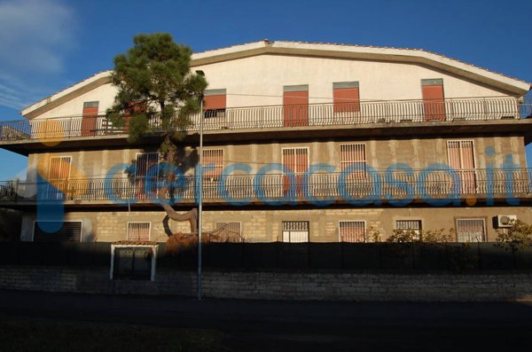 appartamento in vendita a Desenzano del Garda in zona San Pietro