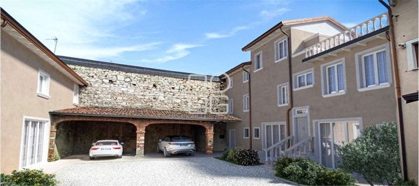 appartamento in vendita a Desenzano del Garda