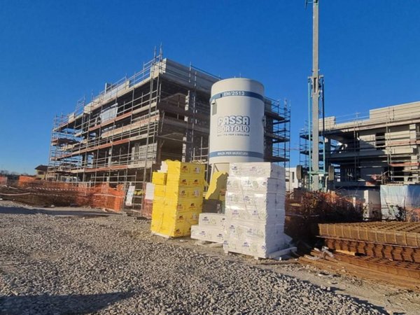 appartamento in vendita a Desenzano del Garda in zona Rivoltella