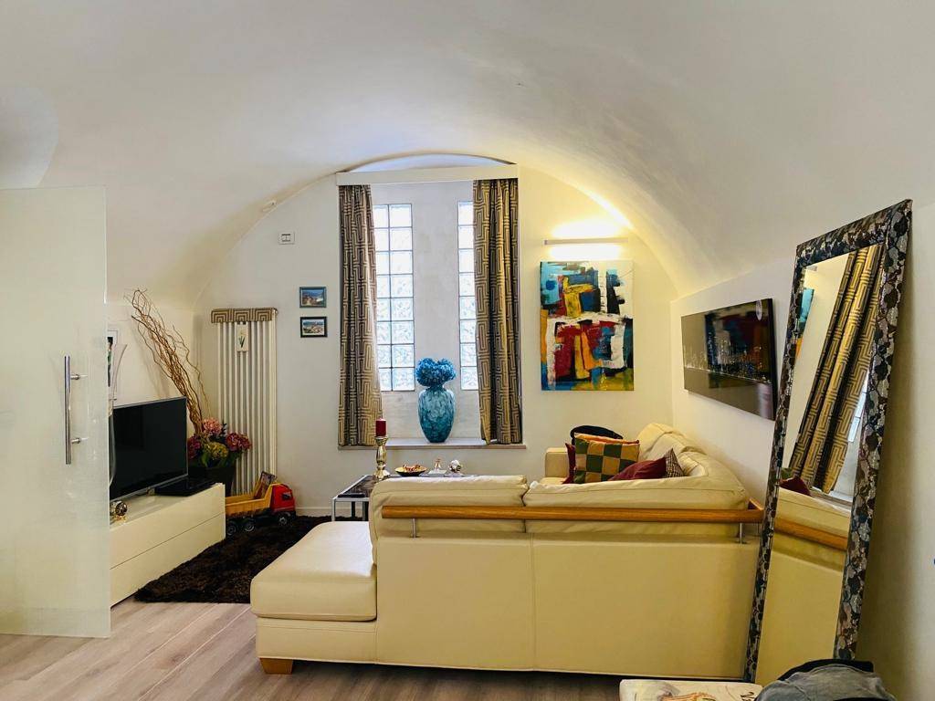 appartamento in vendita a Desenzano del Garda