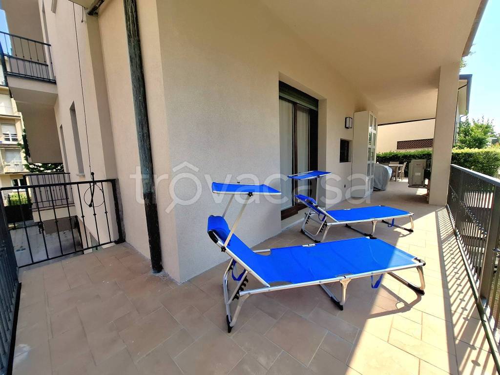 appartamento in vendita a Desenzano del Garda