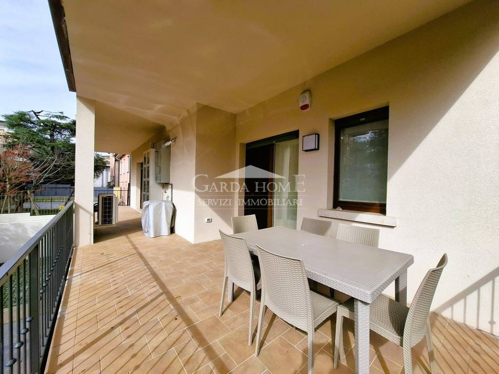 appartamento in vendita a Desenzano del Garda