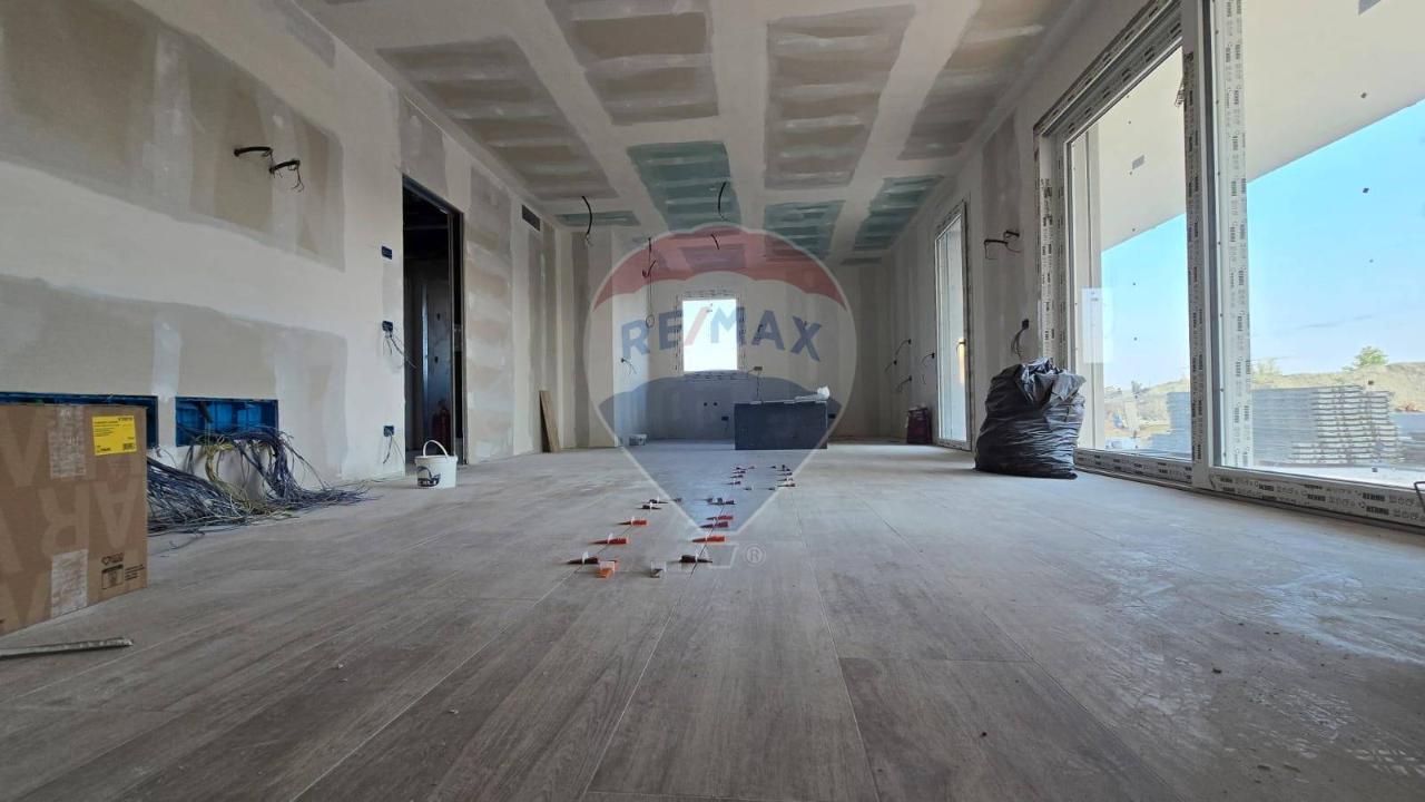 appartamento in vendita a Desenzano del Garda in zona Rivoltella
