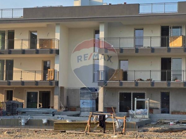 appartamento in vendita a Desenzano del Garda in zona Rivoltella