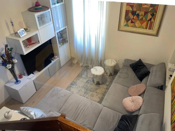 casa indipendente in vendita a Desenzano del Garda
