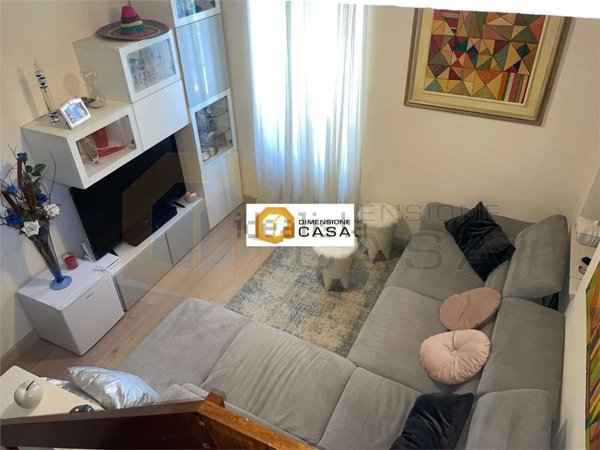 casa indipendente in vendita a Desenzano del Garda