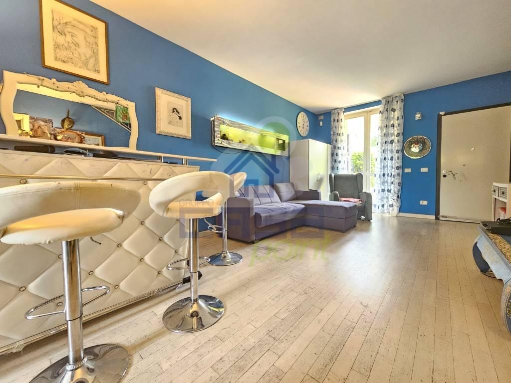casa indipendente in vendita a Desenzano del Garda