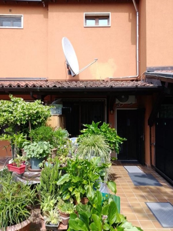 appartamento a Desenzano del Garda in zona San Martino della Battaglia