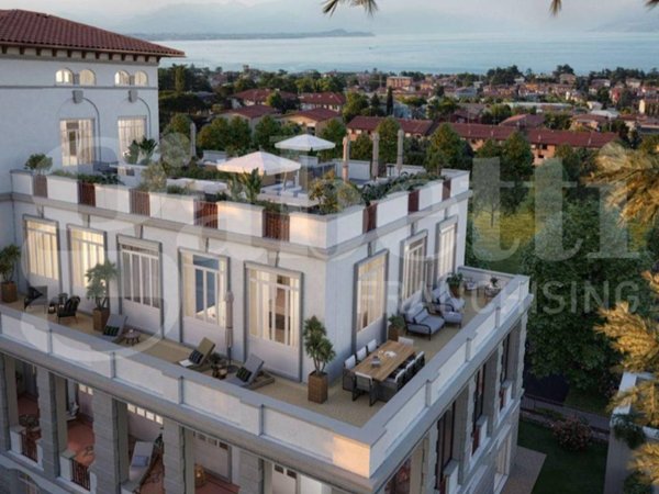 appartamento in vendita a Desenzano del Garda