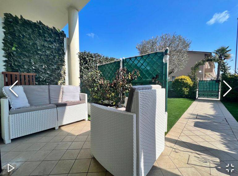 appartamento in vendita a Desenzano del Garda in zona San Pietro