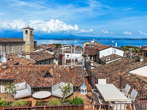 appartamento in vendita a Desenzano del Garda