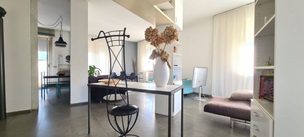 casa indipendente in vendita a Desenzano del Garda