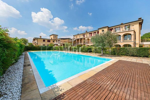 appartamento in vendita a Desenzano del Garda