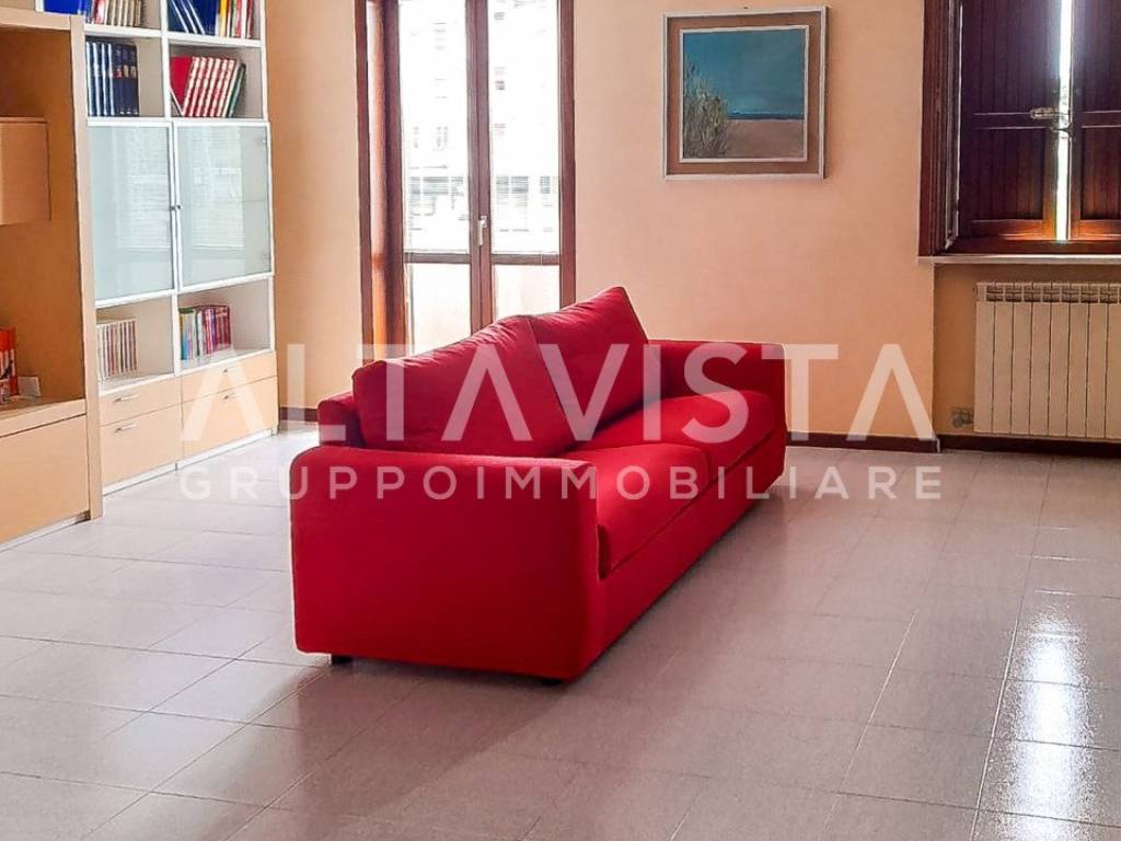 casa indipendente in vendita a Desenzano del Garda
