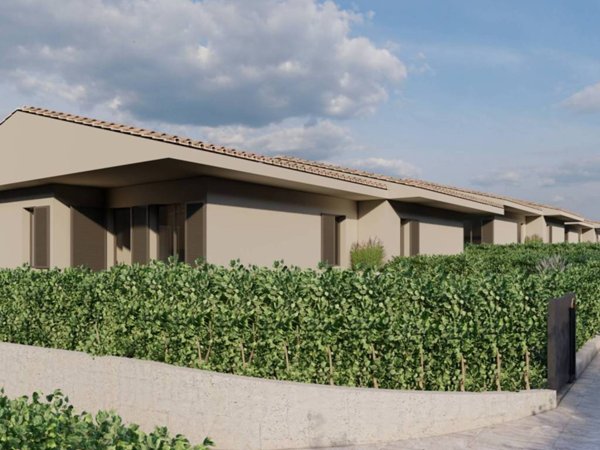 casa indipendente in vendita a Desenzano del Garda