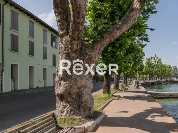 appartamento in vendita a Desenzano del Garda