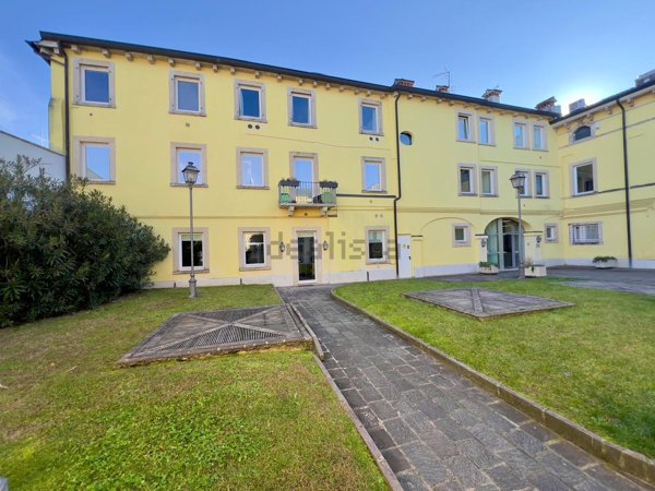 appartamento in vendita a Desenzano del Garda