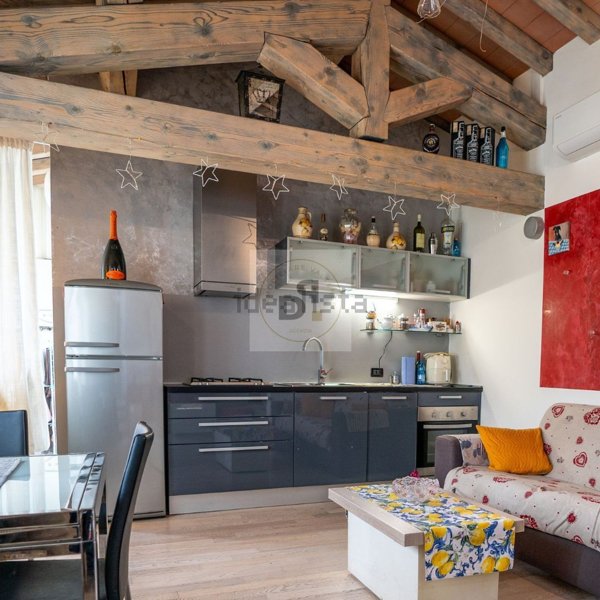 appartamento in vendita a Desenzano del Garda