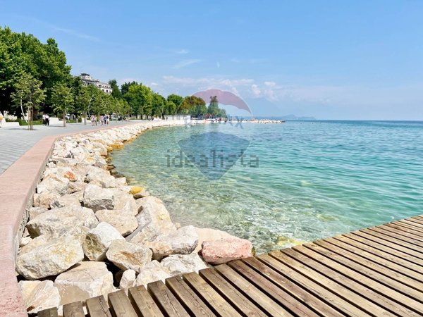 appartamento in vendita a Desenzano del Garda