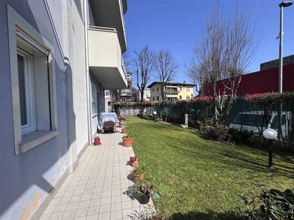 appartamento in vendita a Desenzano del Garda