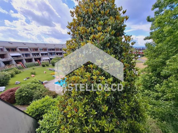 appartamento in vendita a Desenzano del Garda in zona Rivoltella