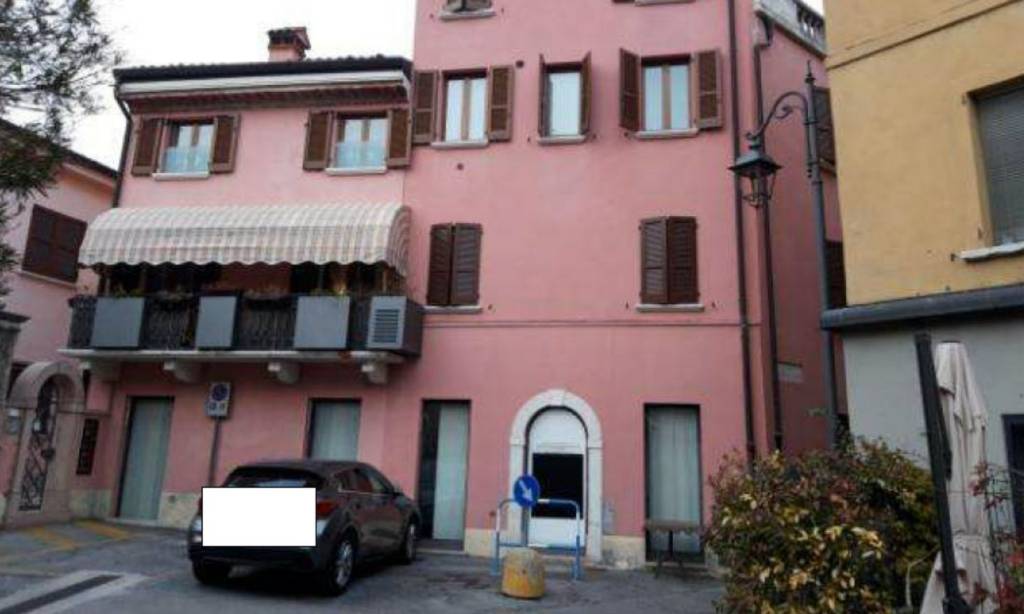 ufficio in vendita a Desenzano del Garda