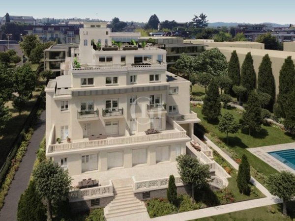 appartamento in vendita a Desenzano del Garda