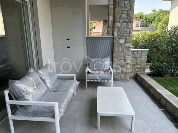 appartamento in vendita a Desenzano del Garda in zona Rivoltella
