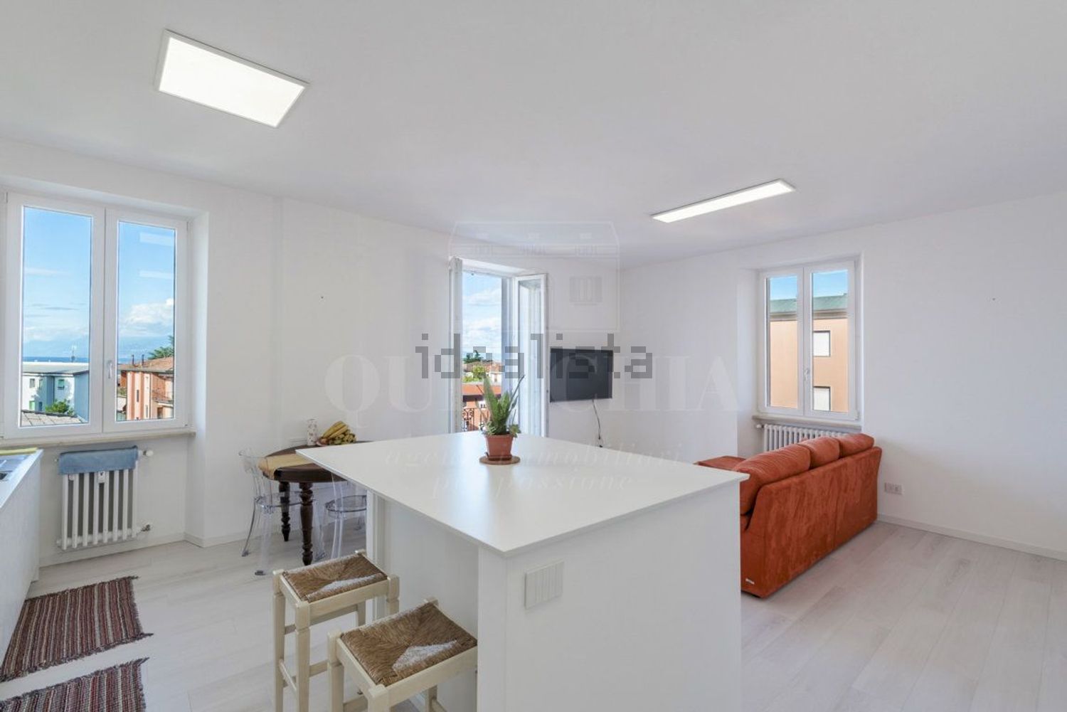 appartamento in vendita a Desenzano del Garda