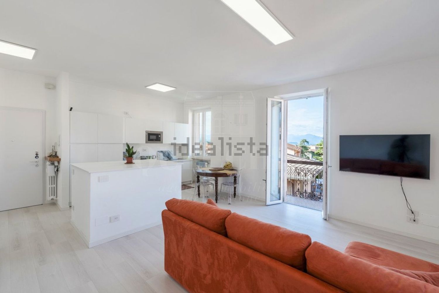 appartamento in vendita a Desenzano del Garda