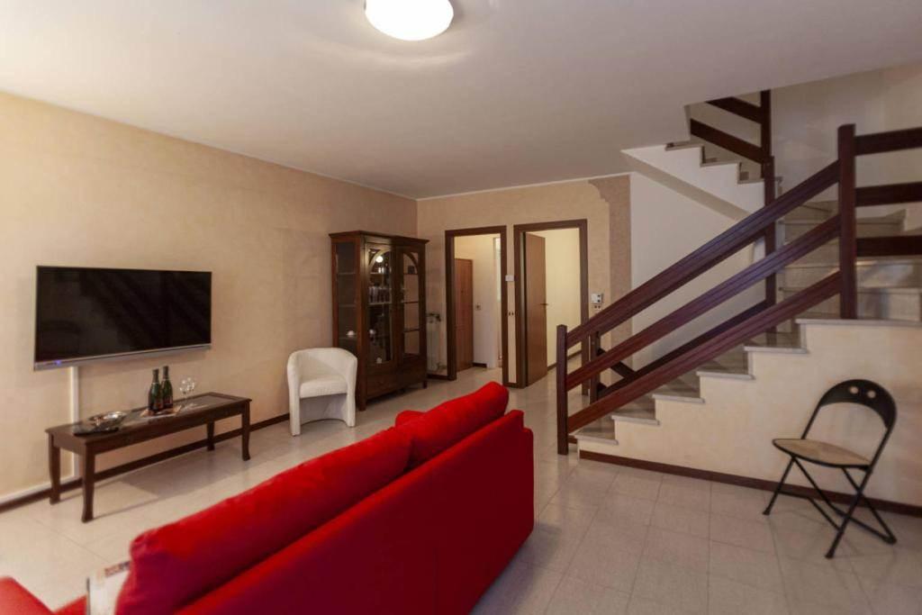 casa indipendente in vendita a Desenzano del Garda