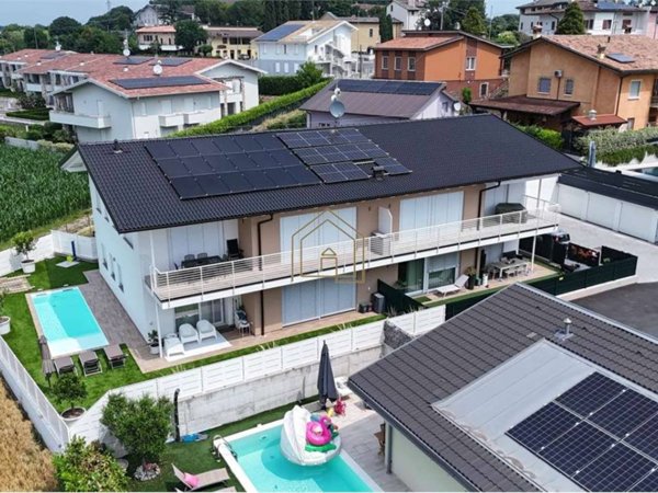 appartamento in vendita a Desenzano del Garda