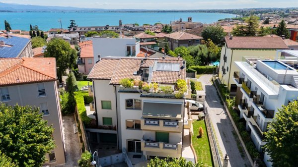 appartamento in vendita a Desenzano del Garda