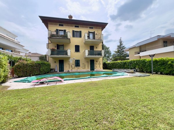 appartamento in vendita a Desenzano del Garda