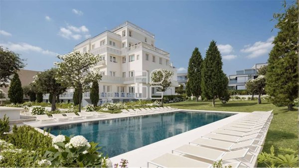casa indipendente in vendita a Desenzano del Garda