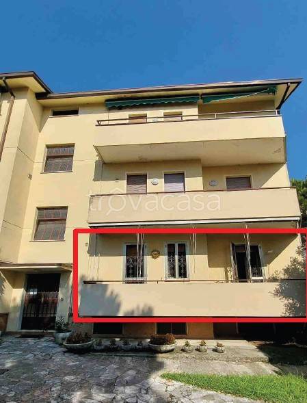 appartamento in vendita a Desenzano del Garda