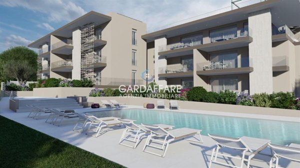 appartamento in vendita a Desenzano del Garda in zona Rivoltella