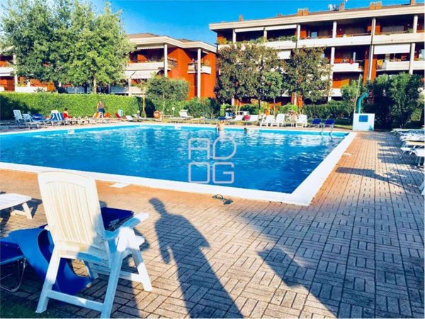 appartamento in vendita a Desenzano del Garda in zona Rivoltella