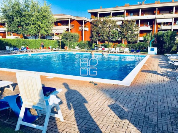 appartamento in vendita a Desenzano del Garda in zona Rivoltella